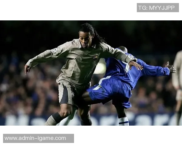 重温经典实况足球2015小罗带你领略足球的魅力与激情